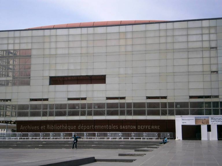 Marseille Archives et Bibliotheque Departementales Gaston Defferre 768x576
